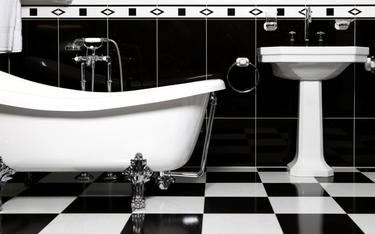 Ideas for Keeping Your Bathroom Paint Looking Bright and Fresh