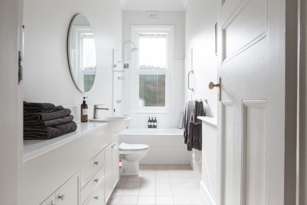 Bathroom Interior Painting
